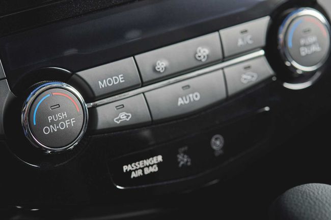 Système de climatisation de voiture moderne vue rapprochée