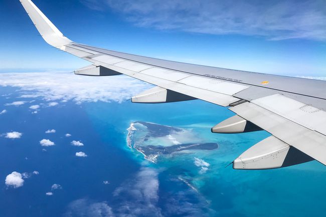 Île de Bimini aux Bahamas depuis un avion