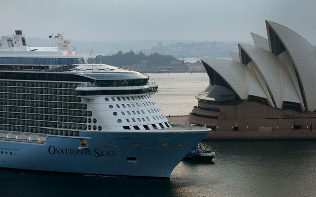 Le bateau de croisière Ovation of the Seas accoste à Sydney