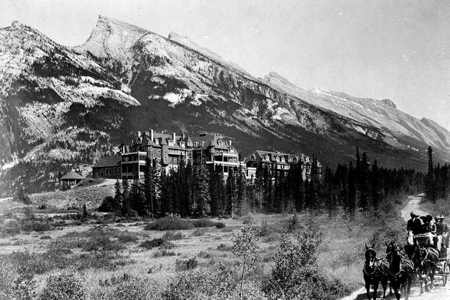 Image d'archive du Fairmont Banff Springs de 1905