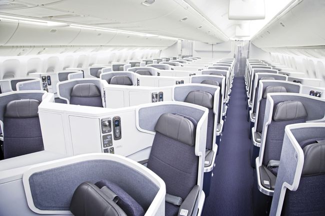 Aircraft-Interiors-AA777-Classe Affaires