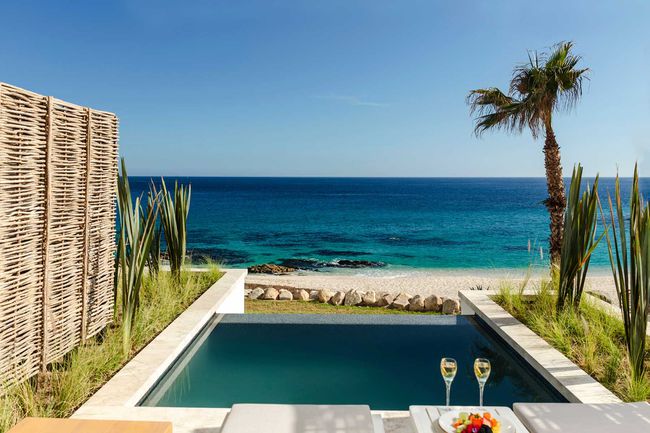Piscine privée du Hilton Los Cabos Beach and Golf Resort le long de la plage