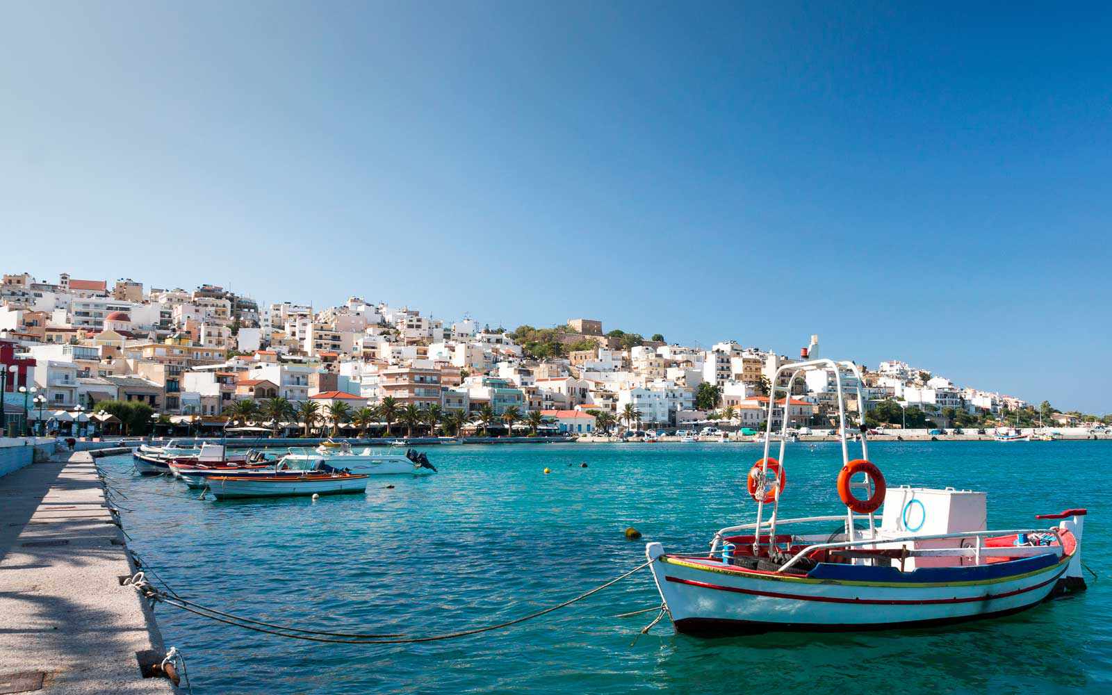 Bateaux à voile au port, Sitia, Crète