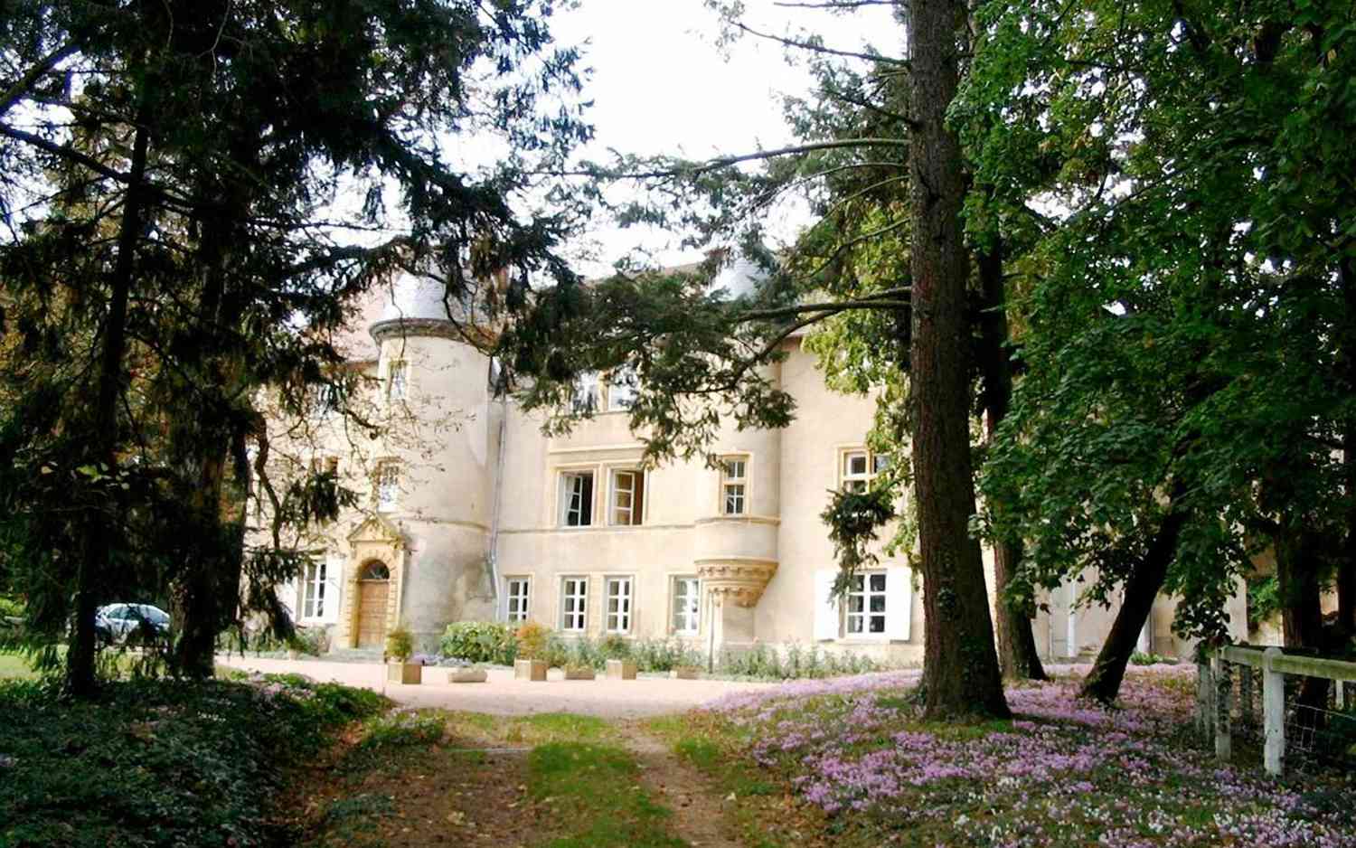 Louer un château en France sur Airbnb