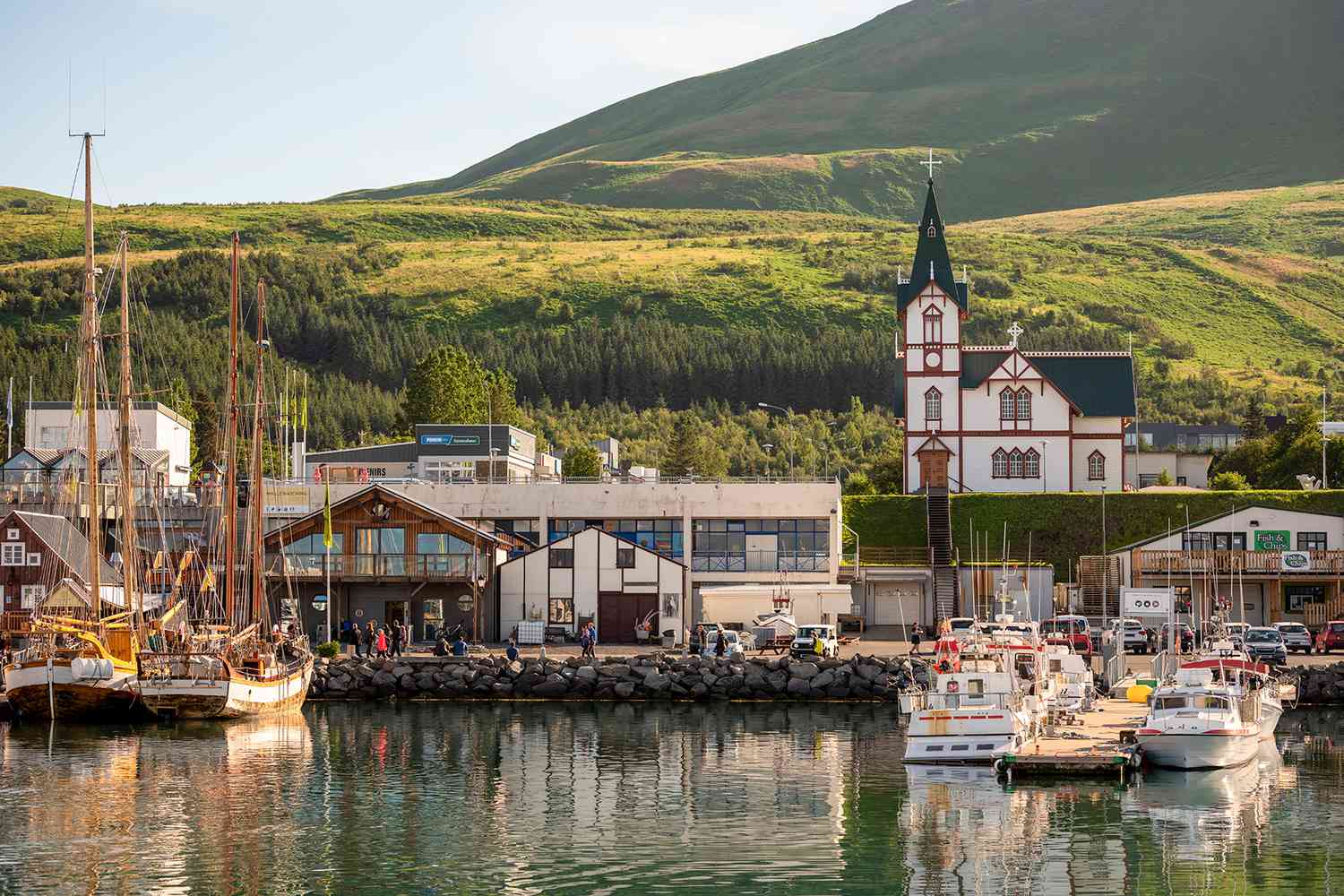 Port de la baie de Skjálfandi, Husavik, région nord-est, Islande