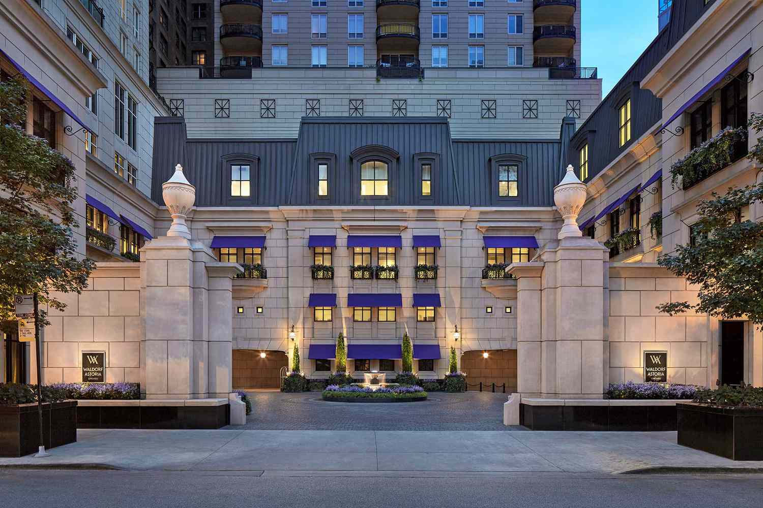 Cour du Waldorf Astoria Chicago