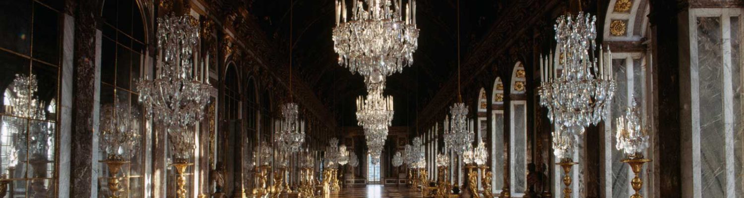 1662221226_hall-of-mirrors-palace-versailles-EUROTRIP0320-8896be5f6c2d4b10a8c91983c297f6ee.jpg