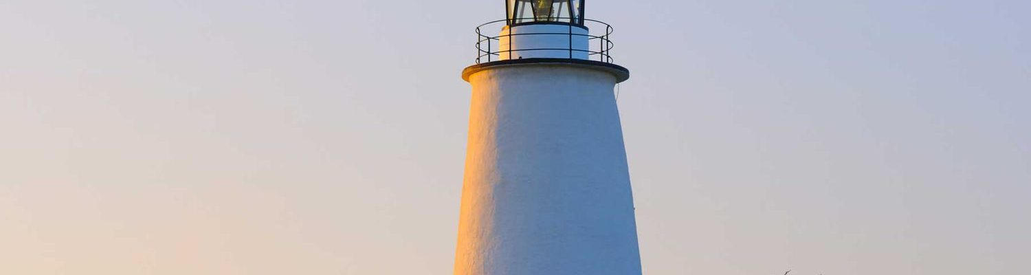 ocracoke-island-north-carolina-lighthouse-OCRACOKE0720-b6f1205100a94587bdfc65b1a60ad9bc.jpg